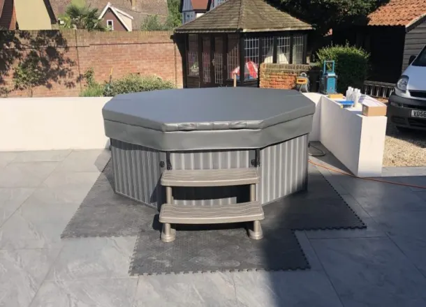 Hot Tub Hire In Barnet | Essex Portable Hot Tub Hire
